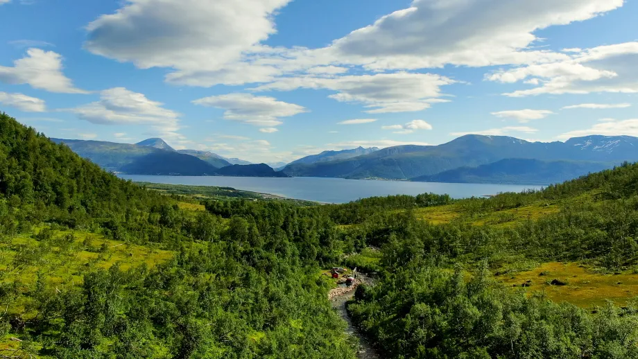 Viser elv gjennomdal i Balsnes