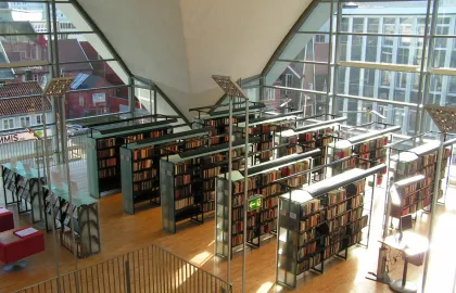 Tromsø bibliotek og byarkiv, interiør