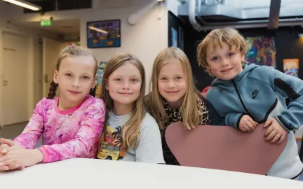 Barn fra Prestvannet skole