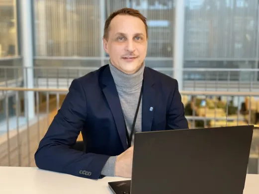 Geir Olsen, seksjonsleder for skole.